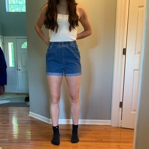 BRAND NEW Urban Outfitters mom shorts! (50% OFF)